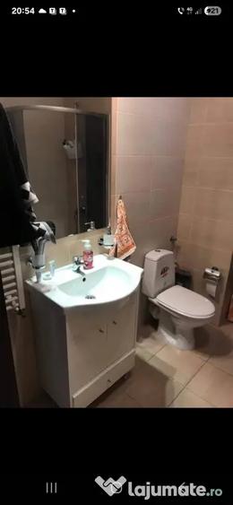 Apartament cu 3 camere decomandat în UTA
