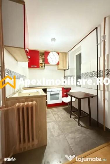 Apartament cu 4 camere decomandat, mobilat în Tei