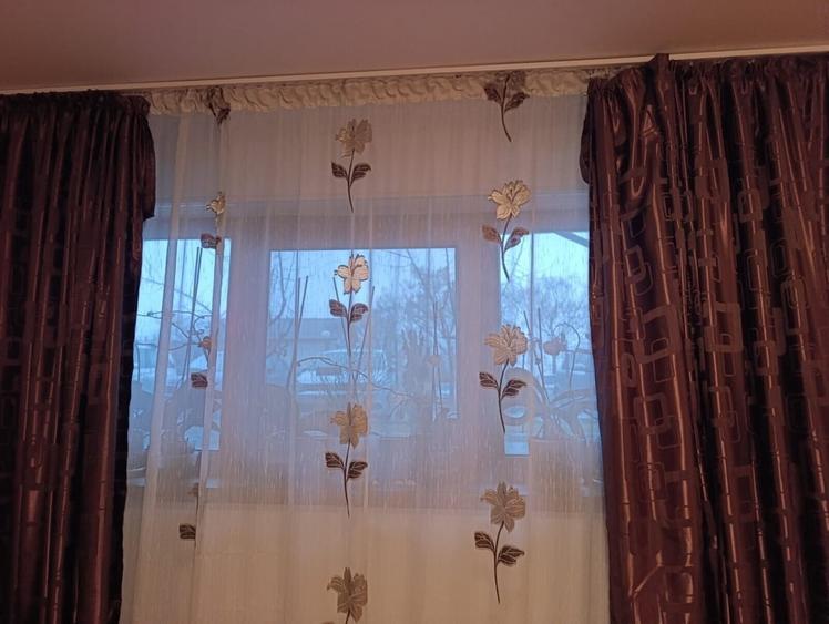 Apartament cu 4 camere semidecomandat în Central