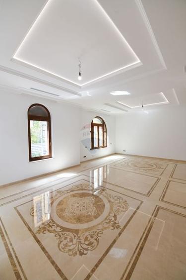 Casă individuală cu 7 camere cu Teren 468 Mp în Cotroceni