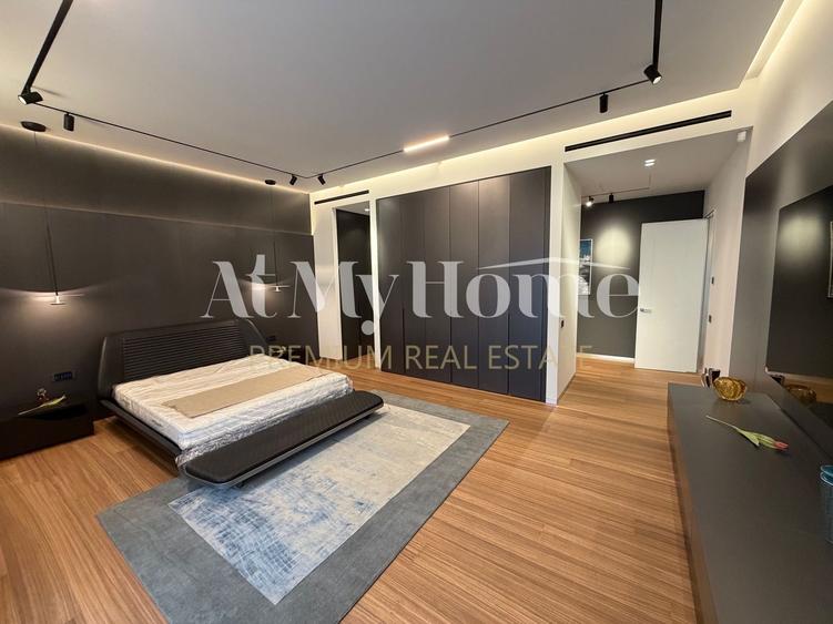 Penthouse cu 5 camere decomandat, mobilat în Băneasa