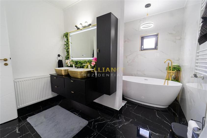 Casă individuală cu 4 camere cu Teren 755 Mp în Frumușani