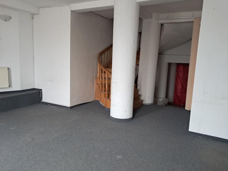 Birou, de 700 mp, în Gheorgheni