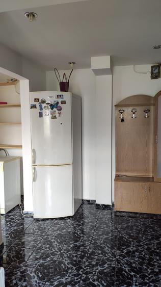 Apartament cu 2 camere decomandat în Vest