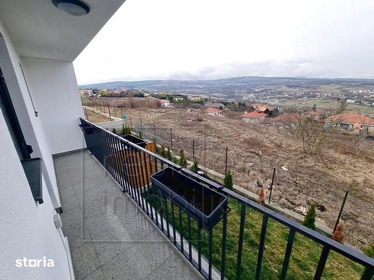Casă cu 4 camere cu Teren 350 Mp în Borhanci