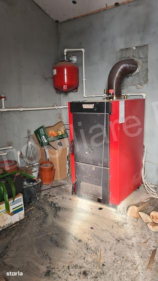 Casă cu 4 camere cu Teren 1626 Mp în Ciofrângeni