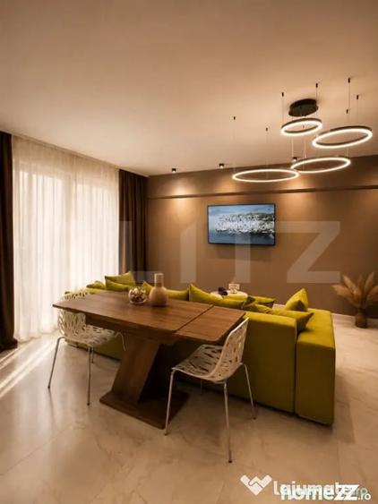 Apartament cu 3 camere decomandat în Rovine