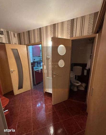 Apartament cu 4 camere decomandat în Titan