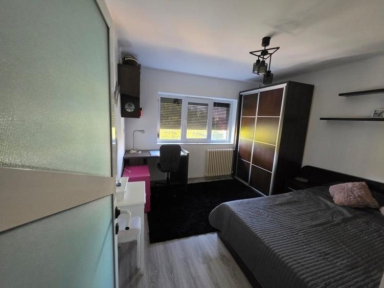 Apartament cu 2 camere decomandat, mobilat în Anda