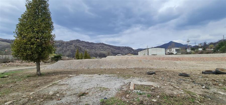 Teren Construcții intravilan de 17000 mp, în Central