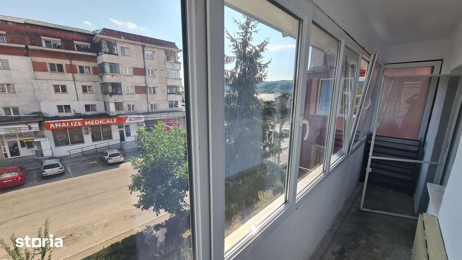 Apartament cu 4 camere în Central