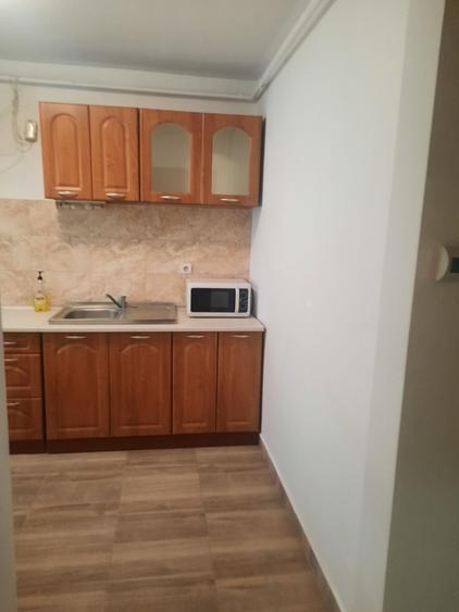 Apartament cu 2 camere decomandat în Florești