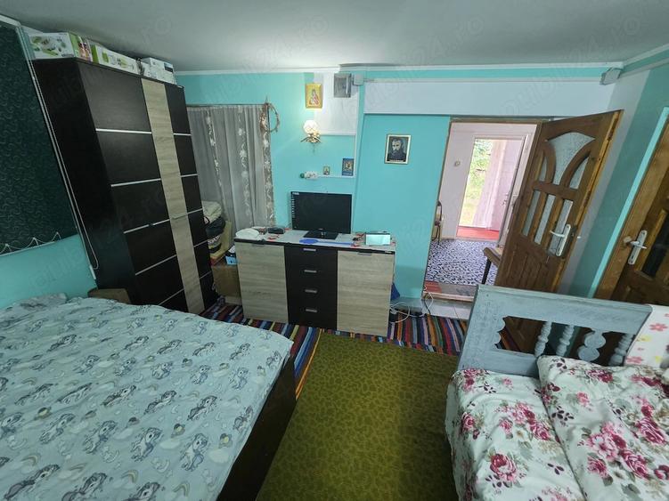 Casă cu 2 camere cu Teren 2896 Mp în Valea Brazilor