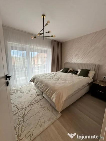 Casă cu 4 camere cu Teren 350 Mp în Săsar