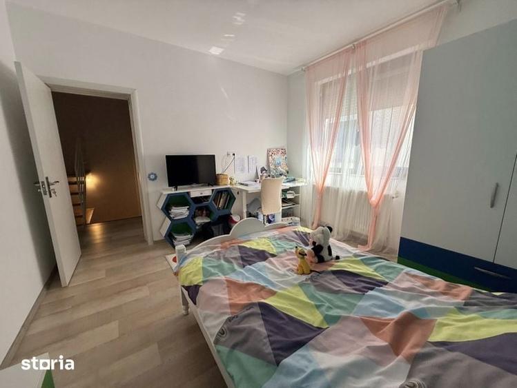 Casă cu 4 camere cu Teren 120 Mp în Chiajna