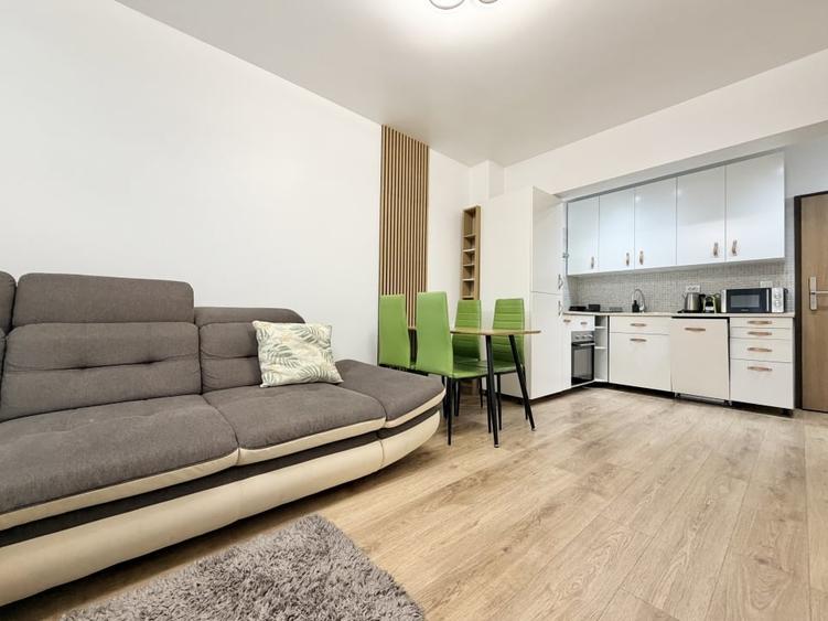 Apartament cu 2 camere semidecomandat, mobilat în Gheorgheni