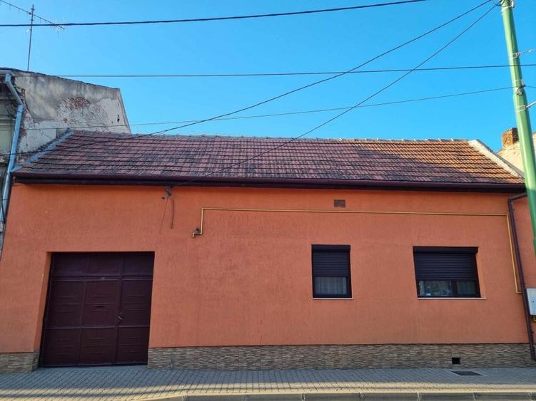 Casă individuală cu 3 camere cu Teren 166 Mp în Boul Roșu