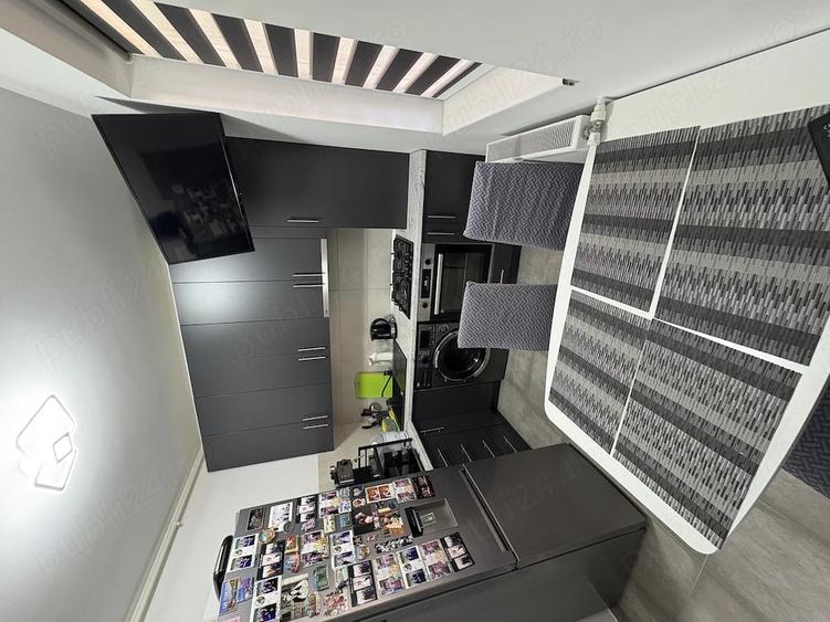 Apartament cu 3 camere decomandat în Dobroești