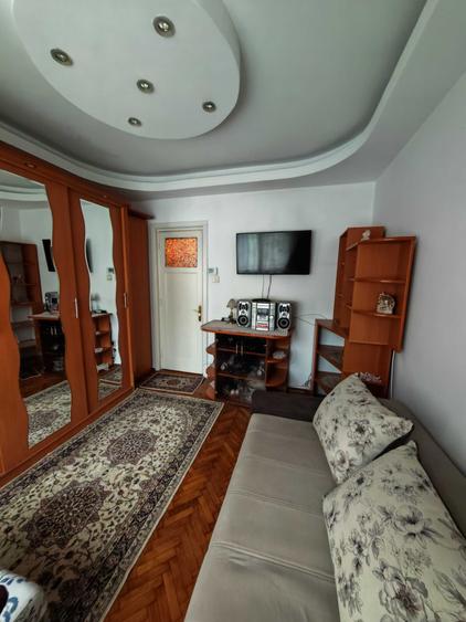 Apartament cu 2 camere decomandat, mobilat în Ferentari