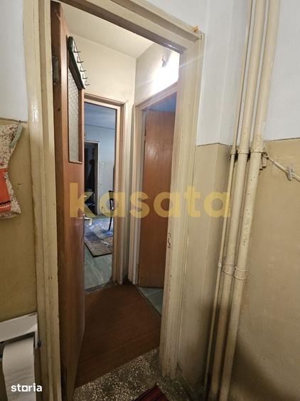 Apartament cu 2 camere semidecomandat în Titan