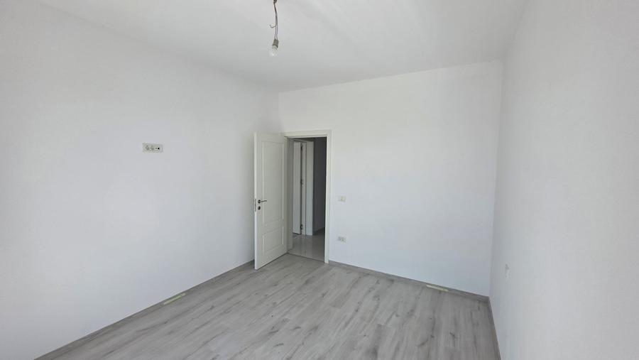 Duplex cu 5 camere cu Canalizare în Dumbrăvița
