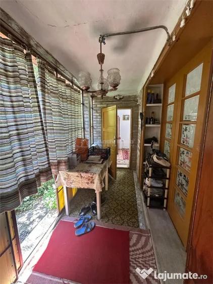 Casă cu 3 camere cu Teren 536 Mp în Central