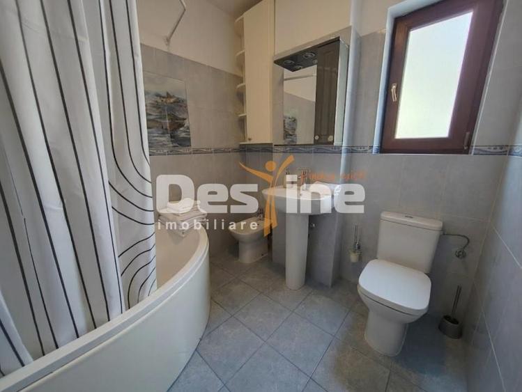 Apartament cu 3 camere decomandat, mobilat în Valea Adâncă