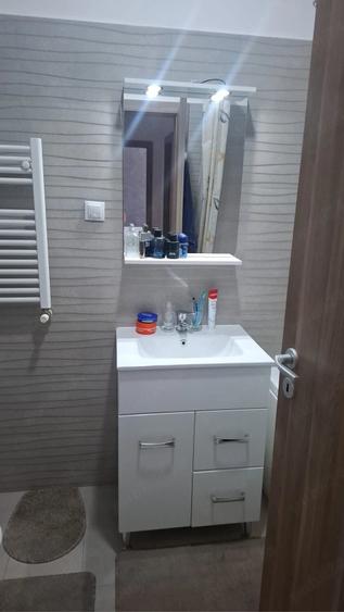 Apartament cu 2 camere decomandat în Progresul