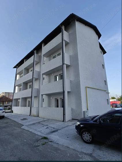 Apartament cu 2 camere decomandat în Plopilor