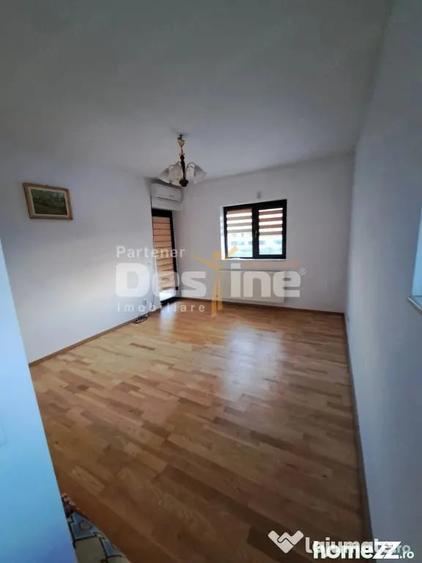 Casă cu 4 camere cu Teren 300 Mp în Alexandriei