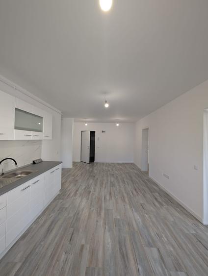 Apartament cu 3 camere în Florești