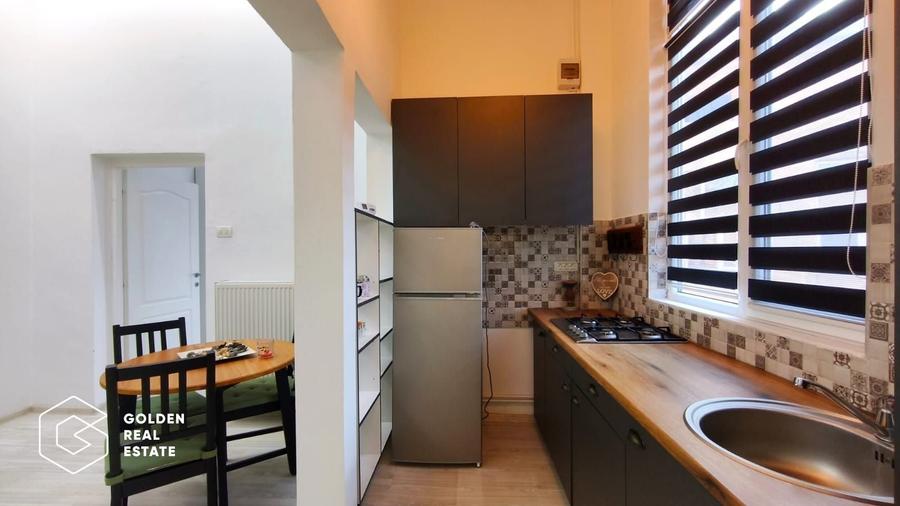 Apartament cu 2 camere semidecomandat în Ultracentral