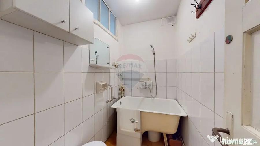 Apartament cu 2 camere semidecomandat în Centrul Civic