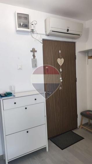 Apartament cu 3 camere decomandat, mobilat în Calea Aradului