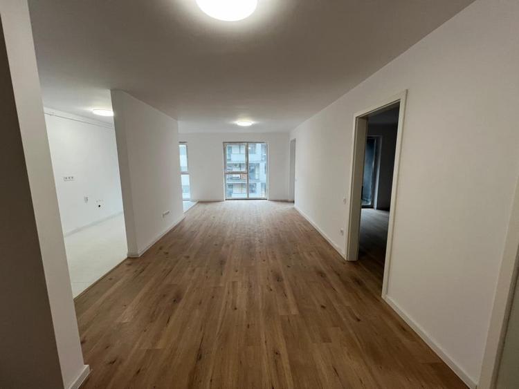 Apartament cu 2 camere semidecomandat în Borhanci