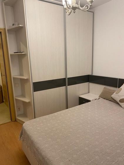 Apartament cu 2 camere decomandat în Ozana