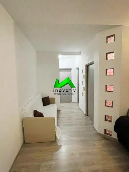 Apartament cu 3 camere decomandat în Hipodrom 3