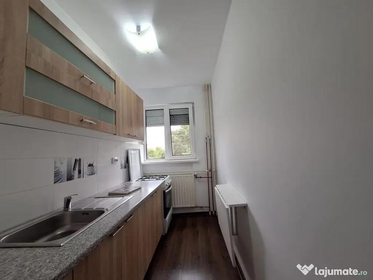 Apartament cu 2 camere semidecomandat în Circumvalațiunii