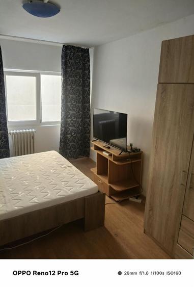 De inchiriat 2 camere Micro 21, Bloc stradal - 3