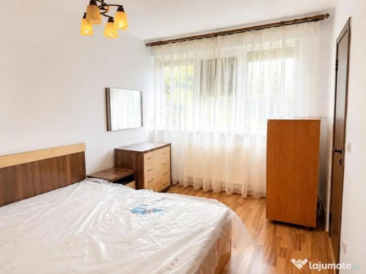 Apartament cu 2 camere semidecomandat în Eroii Revoluției