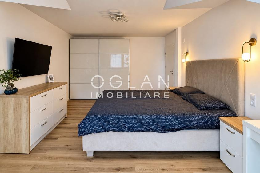 Apartament cu 4 camere, mobilat în Piața Cluj