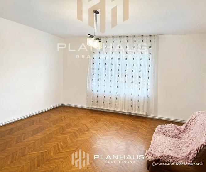 Casa de vanzare ultracentral P+1 ,Baia Mare , zona Avram Iancu ,3 ari teren - 10
