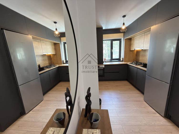 Apartament cu 3 camere decomandat, mobilat în Mănăștur