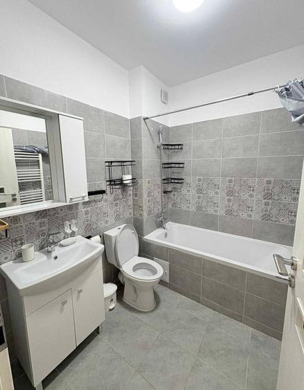 Apartament cu 3 camere în Metalurgiei