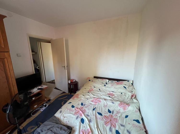 Apartament cu 2 camere semidecomandat, mobilat în Florilor