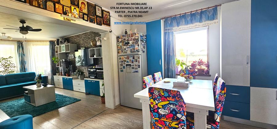 Casă cu 6 camere cu Teren 1059 Mp în Exterior Sud