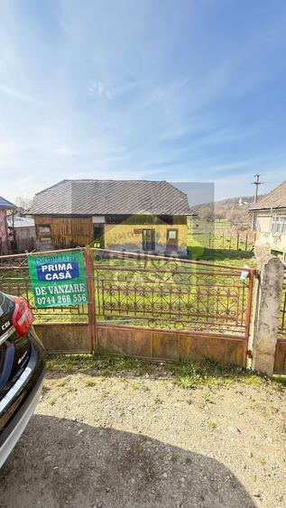 Casă individuală cu 2 camere cu Canalizare în Ocoliș