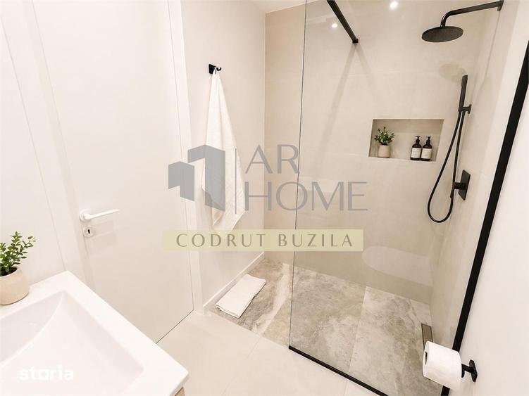 Apartament cu 3 camere, mobilat în Republicii