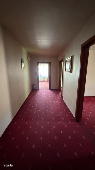 Spațiu comercial, de 990 mp, în Nord