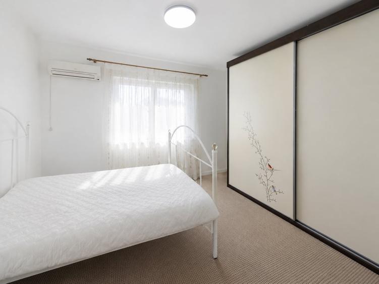 Apartament cu 2 camere semidecomandat, mobilat în Colentina